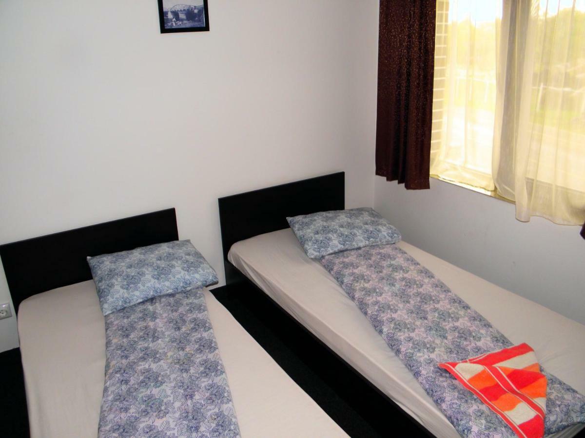 Pensiunea Platinum Târgu Jiu Rom bilde